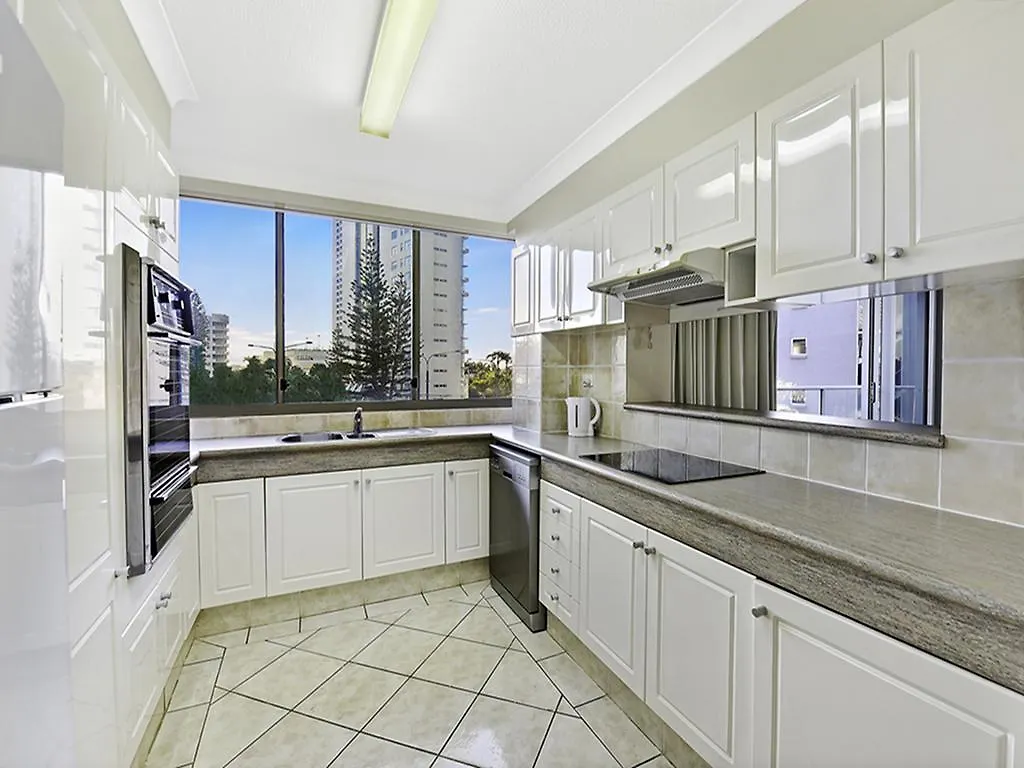 Surf 150 Apartman Gold Coast